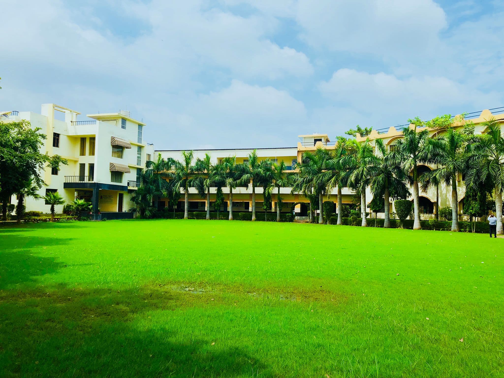 Drona Public School campus