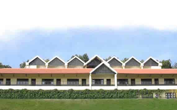 Riverside Public School campus