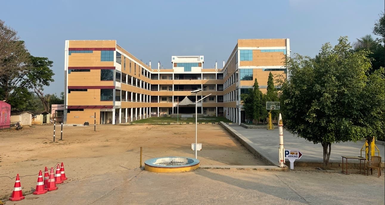 Thyagaraju Central School campus